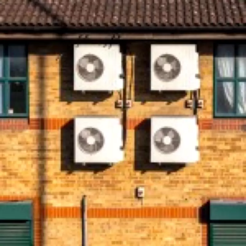 UK Heatwaves Surge: Is Air Conditioning Worth the Cost?