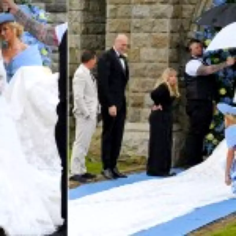 Venezuela Fury, 16, Weds Noah Price in Dramatic Fishtail Gown with 50-Foot Train
