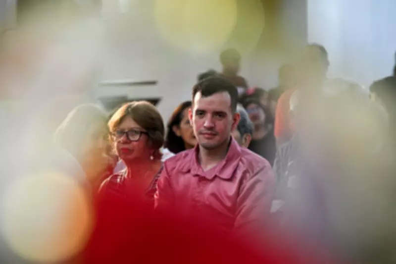 Venezuelan Deported to El Salvador Seeks Asylum in Spain