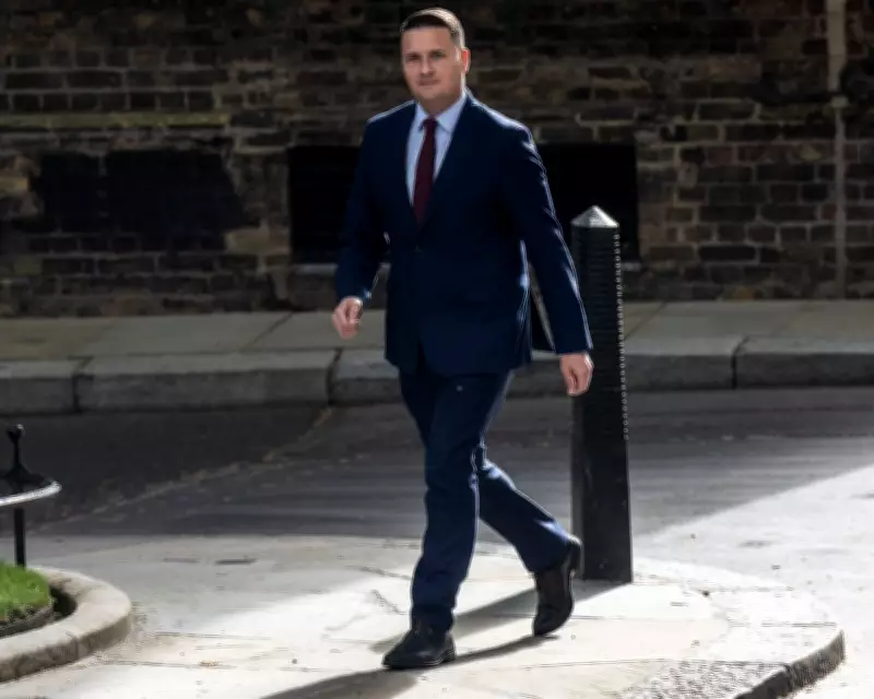 Wes Streeting Prepares Leadership Challenge Against Keir Starmer Amid Labour Turmoil