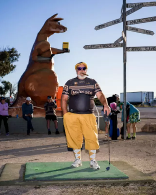 World's Longest Golf Course: 1,365km Across Australian Outback