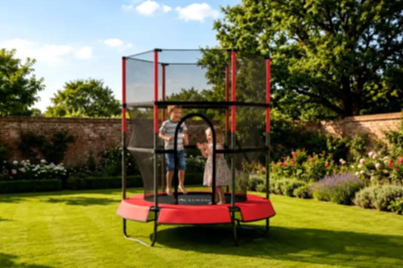 Wowcher Trampoline Deal: Kids Trampoline for £34.99 in London