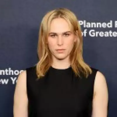 Actress Tommy Dorfman Calls Out Man's Transphobic Texts on Flight