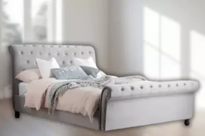 Plush King Size Bed with Boutique-Hotel Vibes for Under £480