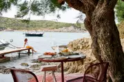 27 Best European Beach Bars: Seafood, Sunsets & Coastal Dining