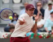 Alex de Minaur's Form Slump Continues with Racket-Smashing Exit at Italian Open