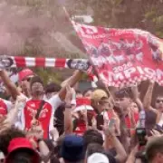 Arsenal Trophy Parade Causes Severe Delays on London Overground
