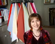 At 72, Isabel Walker Starts a Colorful New Career in Color Analysis