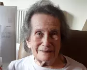 Beatrice Baxter, Chemistry Teacher and WWII Lab Assistant, Dies at 102