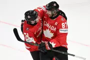 Canada Edges USA in World Championship Quarter-Final Thriller