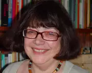 Carol Rumens, Poet and Guardian Columnist, Dies at 81