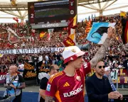 Cult Hero Mancini Fires Roma to Derby Win, Nearing Champions League Return