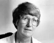 Dame Bridget Ogilvie, Parasitologist and Wellcome Trust Director, Dies at 88