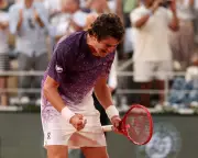 Djokovic Survives Five-Set Thriller Against Fonseca at French Open