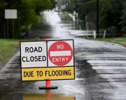 Flash Flooding Threatens Three Australian States as Heavy Rain Continues