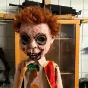 Giant Nightmare Clown Puppet Appears at Police Station, Owner Unknown