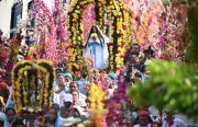 Global Snapshots: Religious Processions, Protests, and Fashion Week Highlights