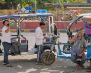Heat Exhaustion Plagues Asia's Informal Workers as Nights Warm