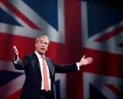 Labour Collapse Could Make Farage Face of UK Union Crisis