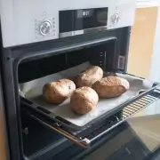 London Kiosk Claims to Sell UK's Largest Jacket Potatoes with 5-Star Reviews
