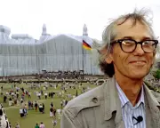 Lost Christo 'Cloud' Installation to Be Realized in London Gallery