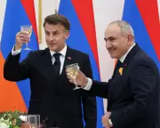 Macron Backs Armenia's Pro-Europe PM Ahead of Tough Election