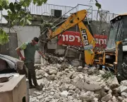 Palestinians Forced to Demolish Own Homes for Israeli Theme Park