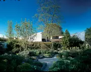 Peter Aldington, Architect of Modernist Houses, Dies at 93