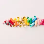 Pharmacist Warns of 'Toxic' Risks from Vitamin-Maxxing Trend