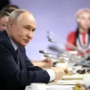 Putin Retreats to Bunkers Amid Coup and Assassination Fears, Intel Says