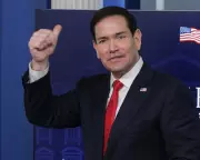 Rubio Claims US 'Fortunate' as Gas Prices Near $4.50 Amid Iran War