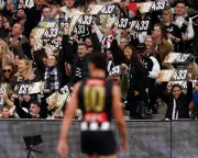 Scott Pendlebury Breaks AFL Games Record in Style with 433rd Match