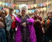 Smoggie Queens Review: A Fabulously Weird Queer Comedy Gold