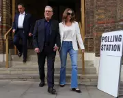 Starmer Faces Major Test as UK Local Elections Open Across Three Nations