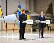 Sweden and Ukraine Finalize Gripen Jet Deal Amid War