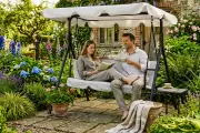 Top Garden Swing Chairs for Summer: Best Outdoor Seating Deals