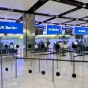 UK Net Migration Falls to Century Low, Public Still Thinks It's Rising