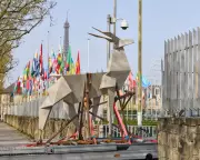 Ukraine's Origami Deer Sculpture Embarks on Symbolic Journey to Venice Biennale