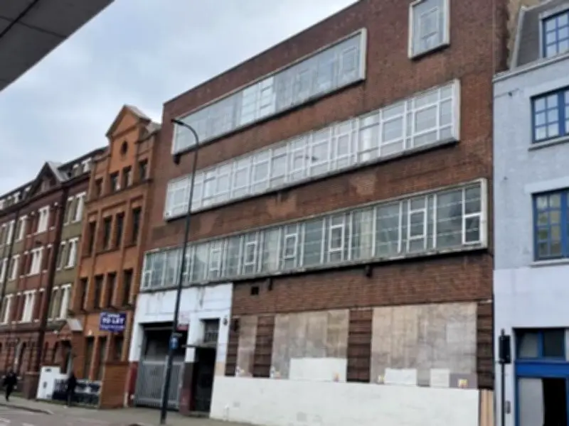 209-bed backpacker hostel approved for Vauxhall, London