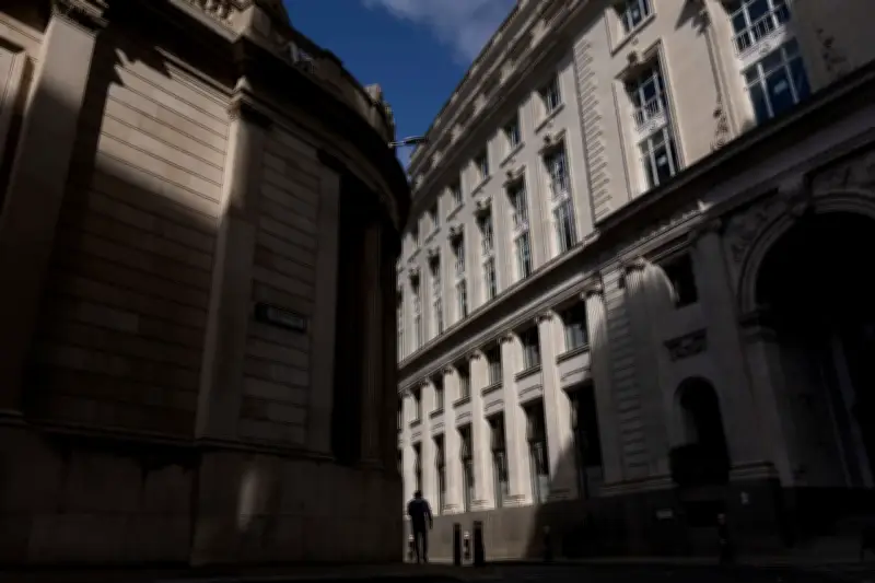 Addleshaw Goddard Boosts Bonus Pool in Talent War