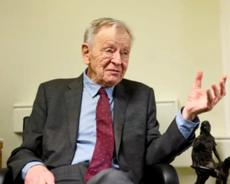 Alf Dubs urges Burnham to remove Mahmood and scrap asylum plans