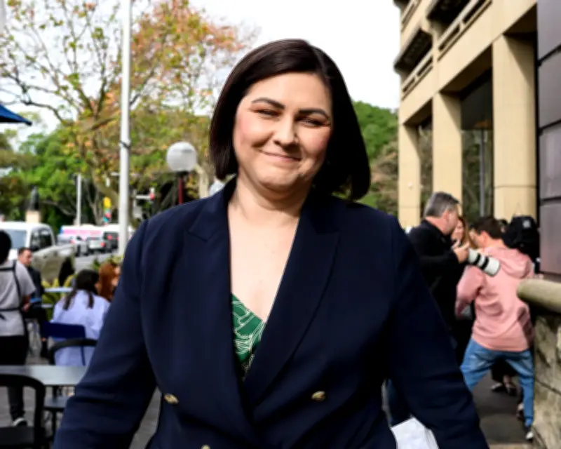 Australia News Recap: Hanson Attack, Migration Dip, Qantas Sunrise