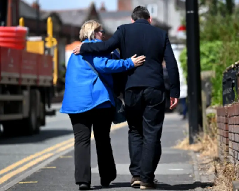 Burnham's Makerfield Gamble: A Sliding Doors Moment for Labour