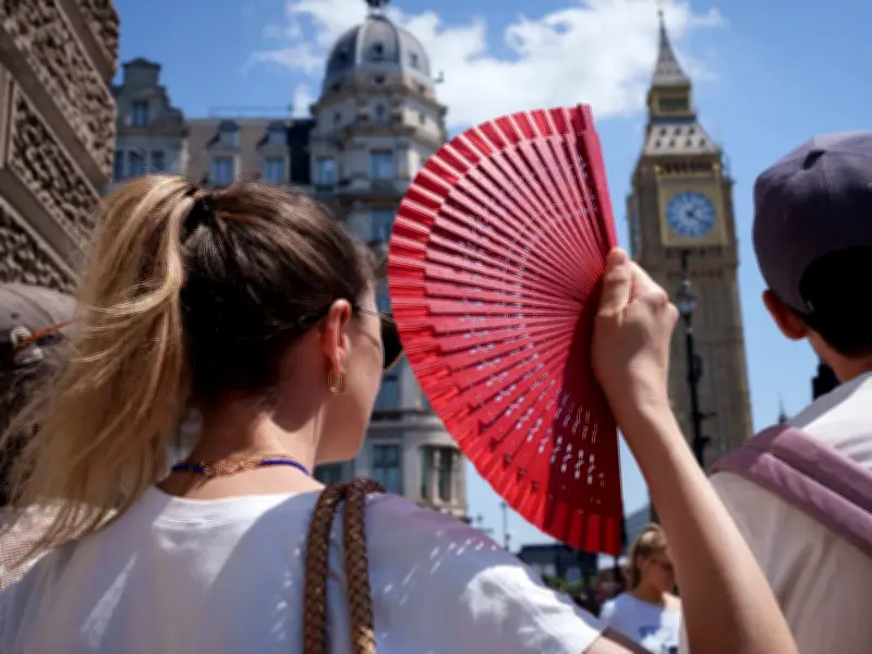 Cool map helps Londoners find AC and water fountains amid 40C heatwave