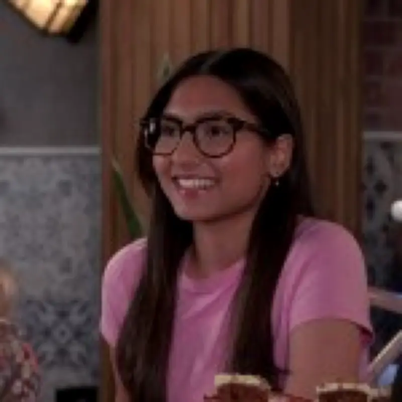 Coronation Street: Asha Alahan to find love with newcomer Sienna in upcoming scenes