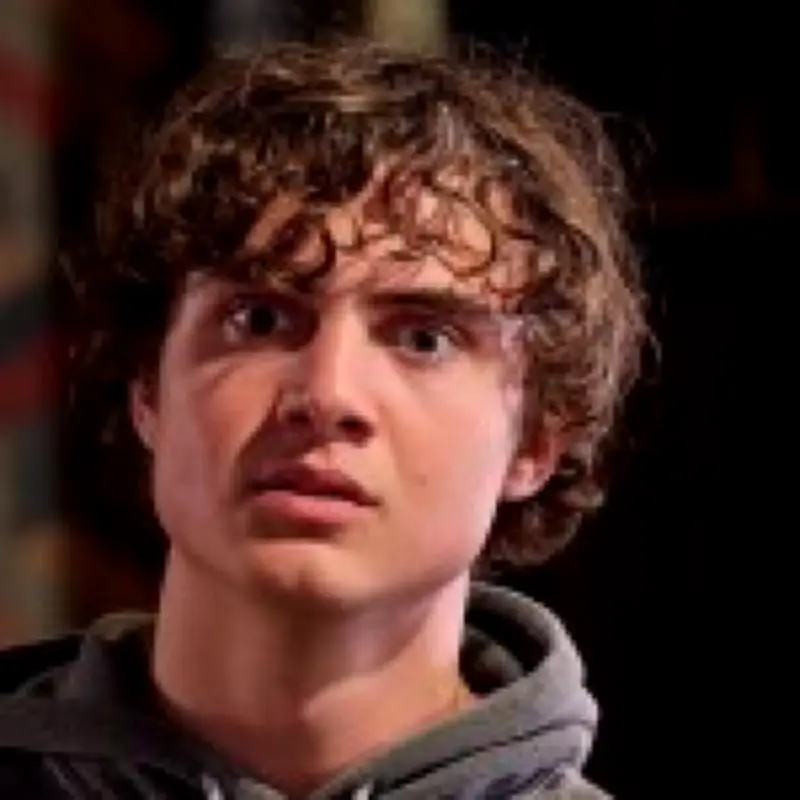 Coronation Street: Brody Michaelis kidnaps man for boss Idris Nazir