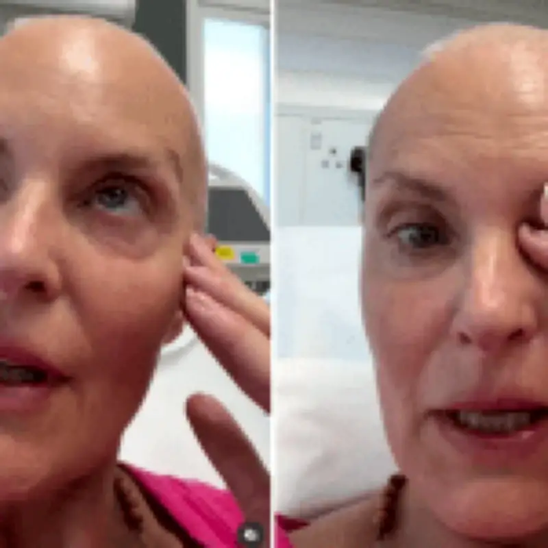 Coronation Street's Tracy Shaw in tears from hospital after cancer update