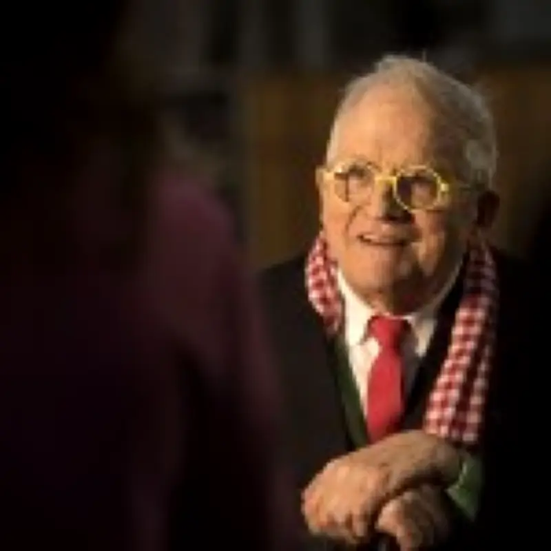David Hockney's Secret Funeral Attended by Only Two People