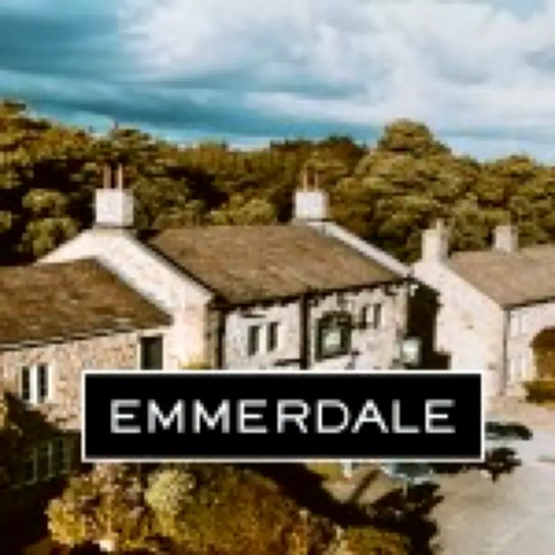 Emmerdale star Pippa Fulton exits as Kylie, co-star begs for return