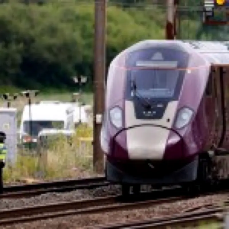 Faulty signal caused Bedford train crash that killed driver and injured 100